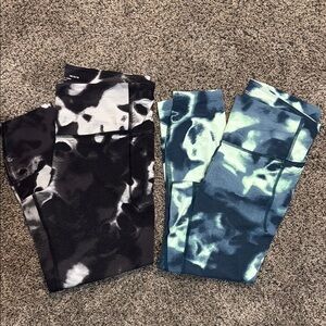 Black and Blue Tie-Dye Leggings with Stretchy Fit